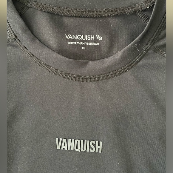 Vanquish training shirt - Picture 3 of 3